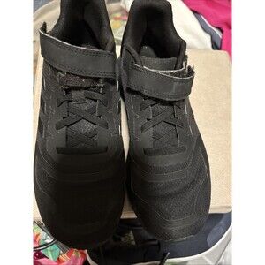 Adidas Boys shoes size 3 Vid 2j2001 No Laces To Tie Excellent Condition